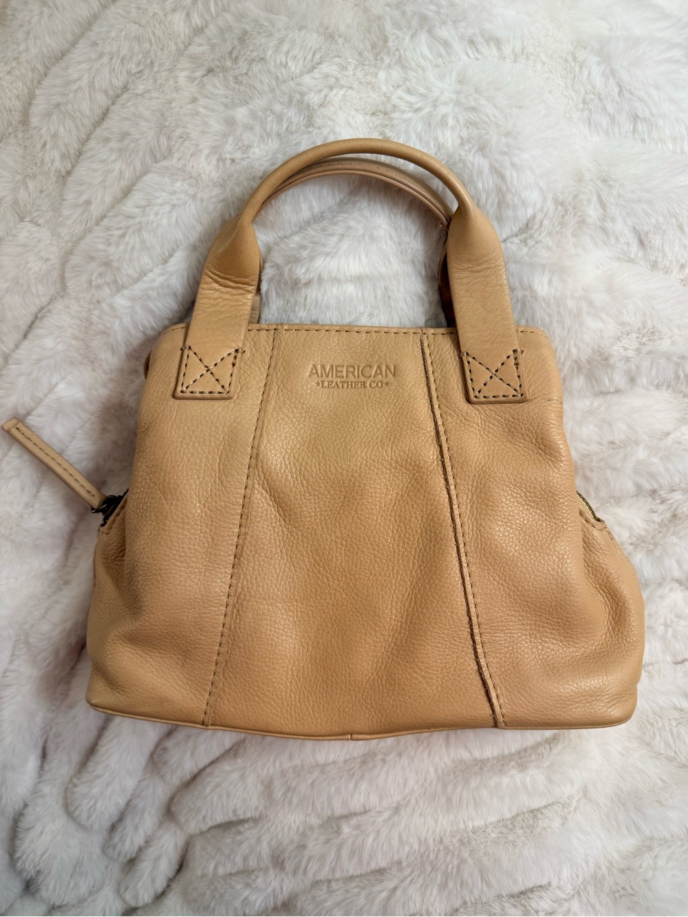 American Leather Co tan crossbody handbag